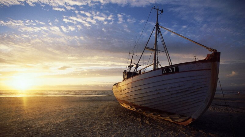 Fishing Boat on Beach — Blue, Serene