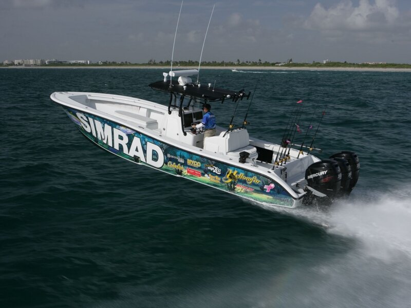 Fishing Boat on Water — Blue, Active