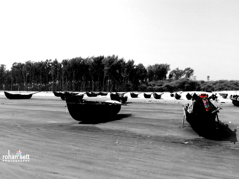Fishing Boats on Beach — Black