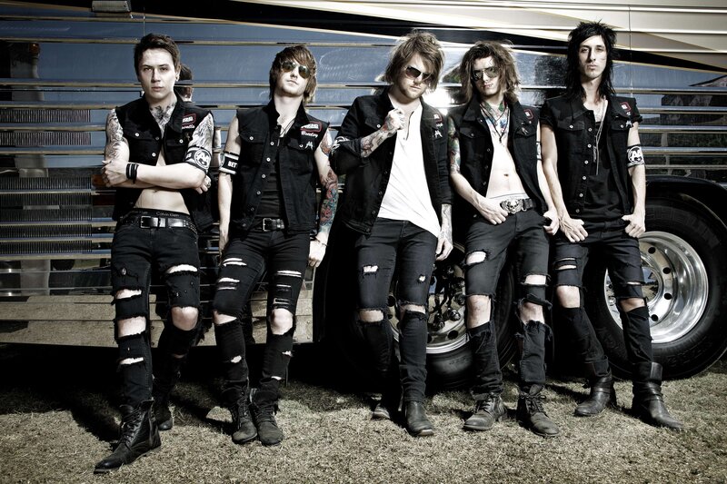 Five Band Members — Black, Confident