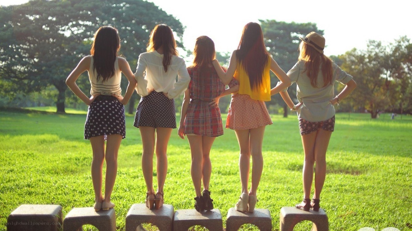 five girls in a park