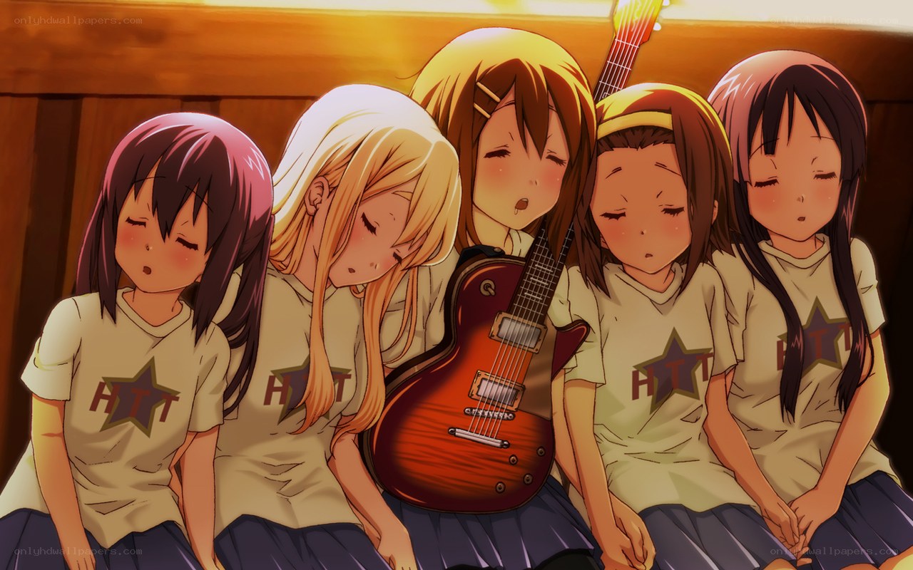 five girls with guitar