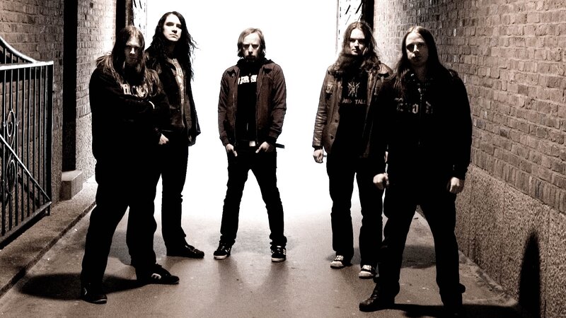 Five Men in Alley — Black