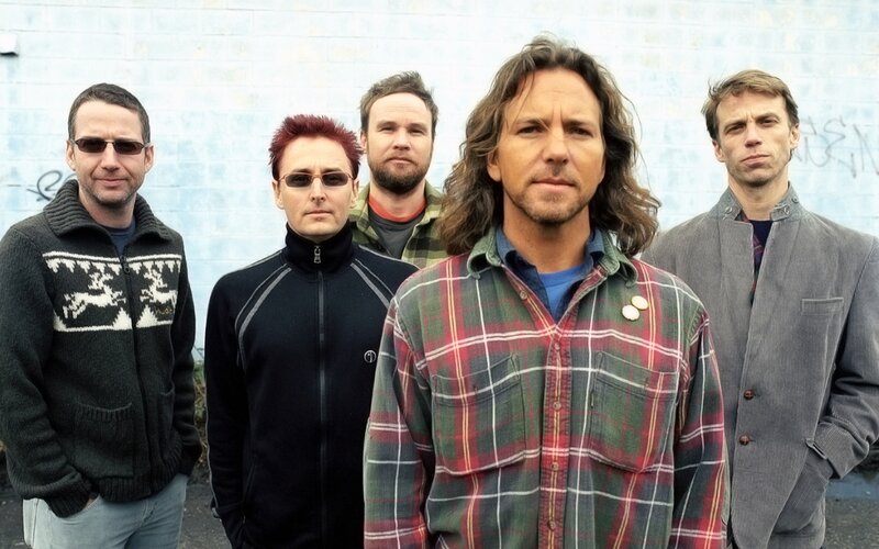 Five Men Standing Together — Green