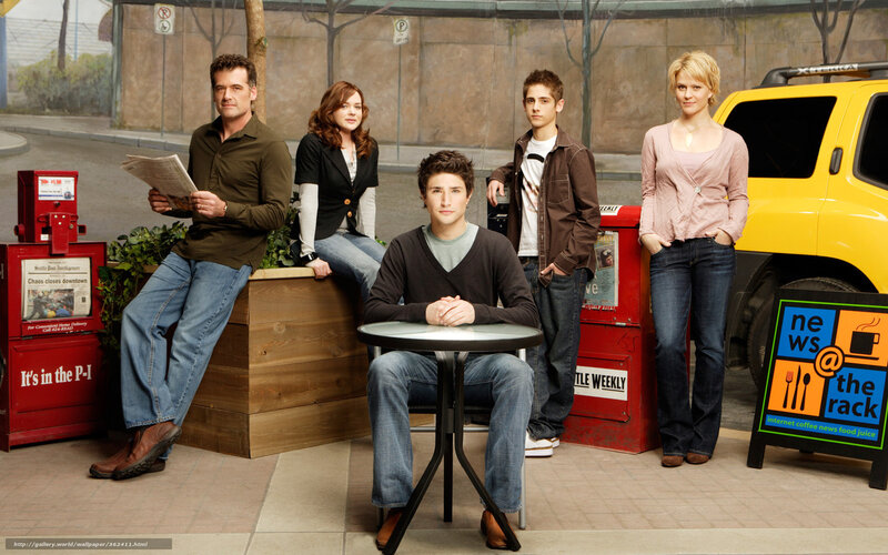 Five People on a Set — Yellow