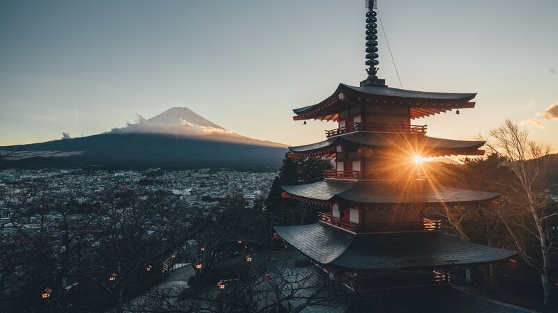 Five-story Pagoda and Mountain