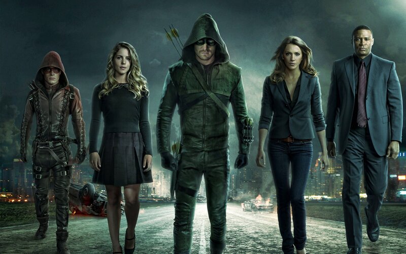 Five Superheroes Standing — Green