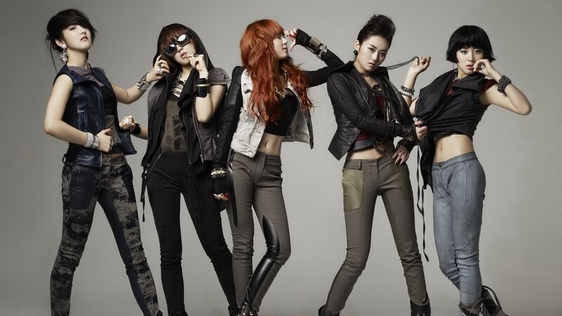 Five Women in Stylish Outfits — Black