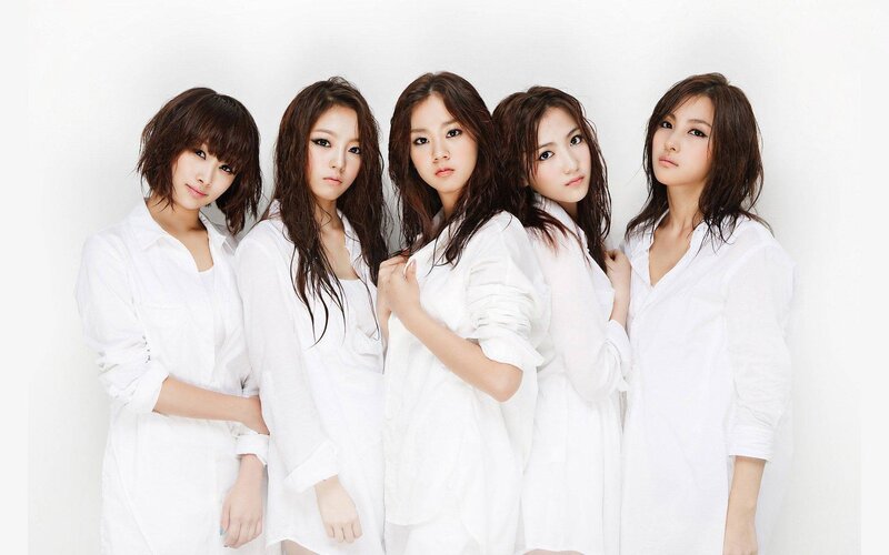 Five Women in White Shirts — Neutral