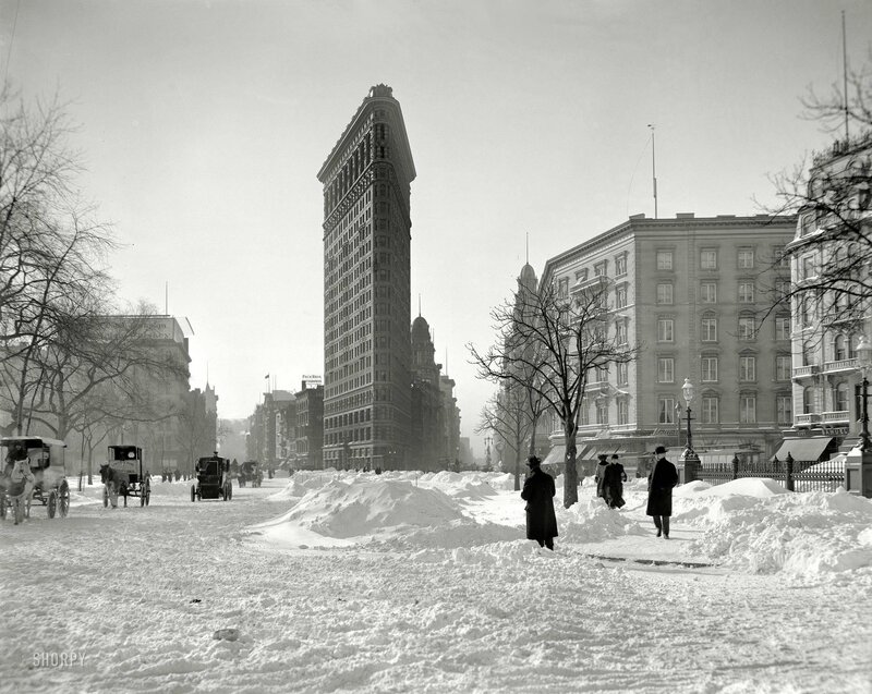 Flatiron Building in Snow — Black, Cold, Winter