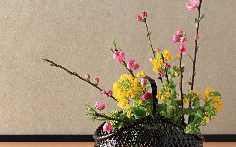 Floral arrangement in a basket