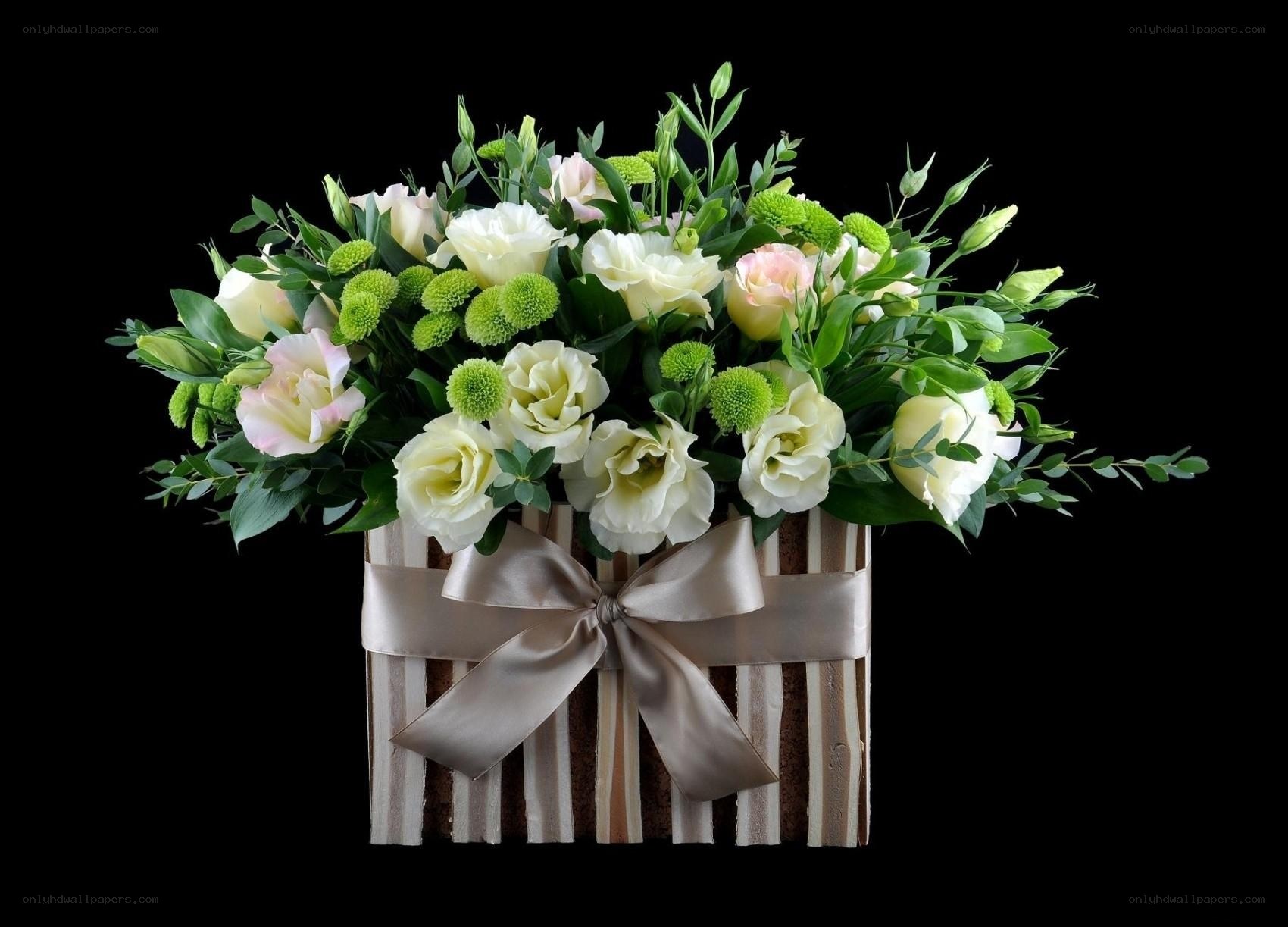 Floral arrangement in a box