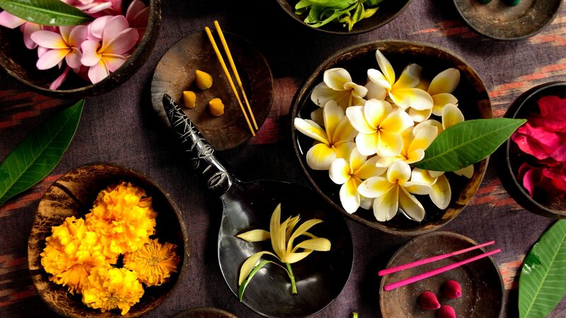Floral Arrangement in Bowls