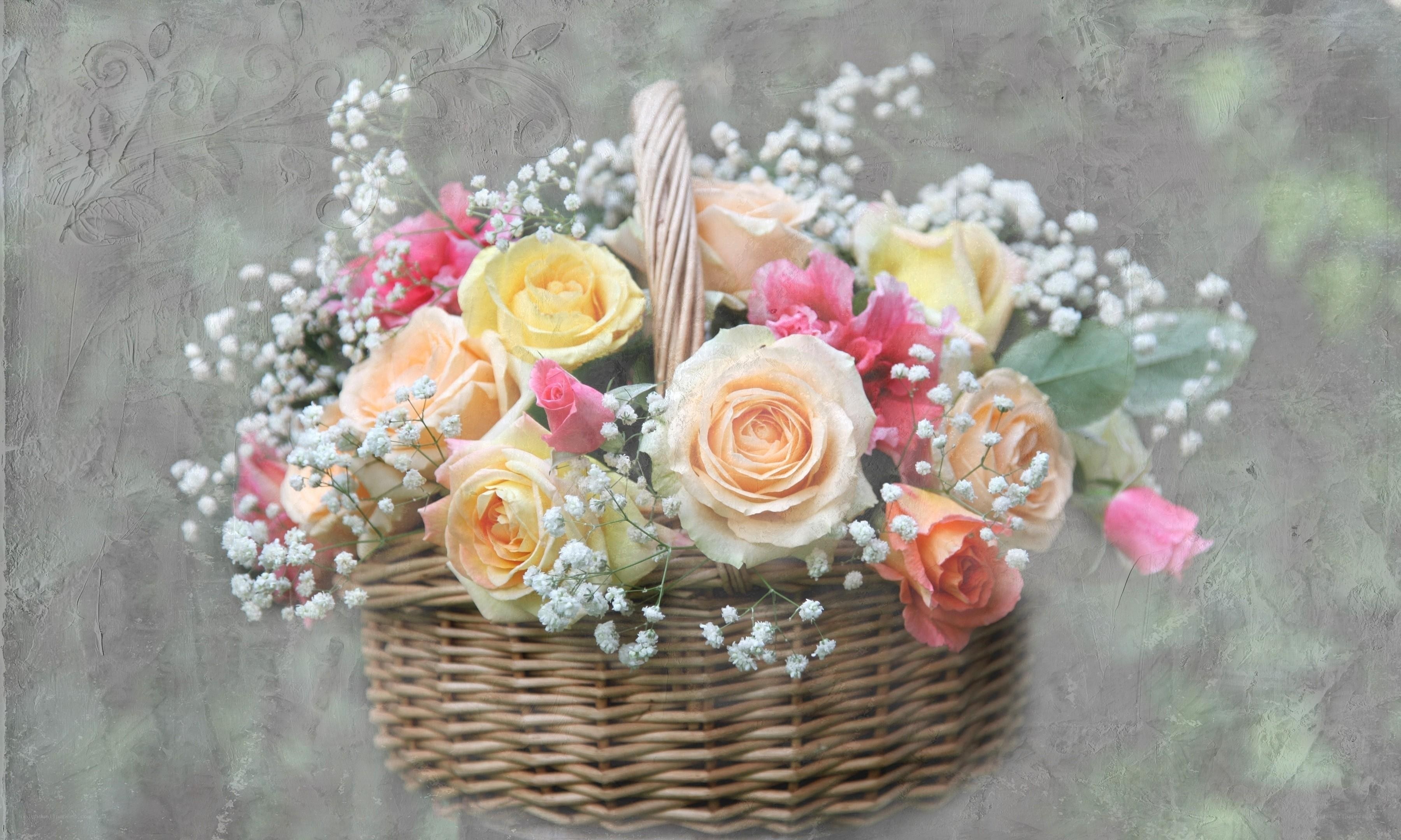 Floral basket with roses