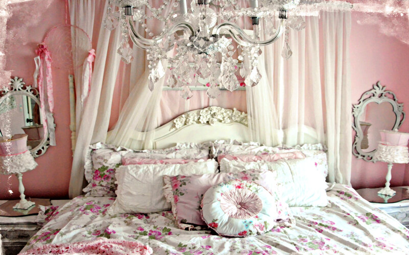 Floral Bed in Pink Room