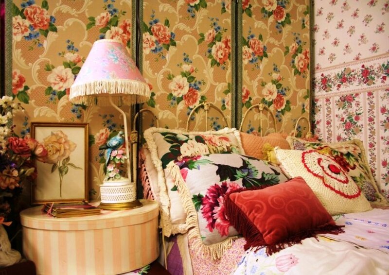 floral bedroom with vintage decor