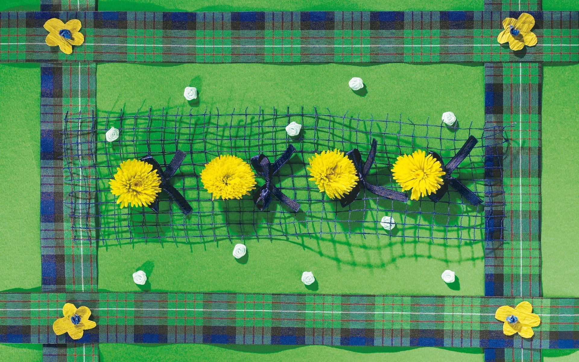 Floral craft with plaid border