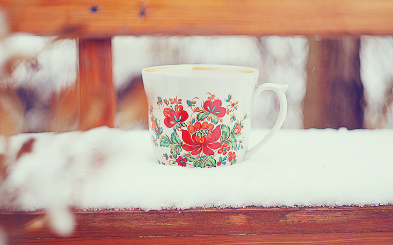 Floral Mug in Snow