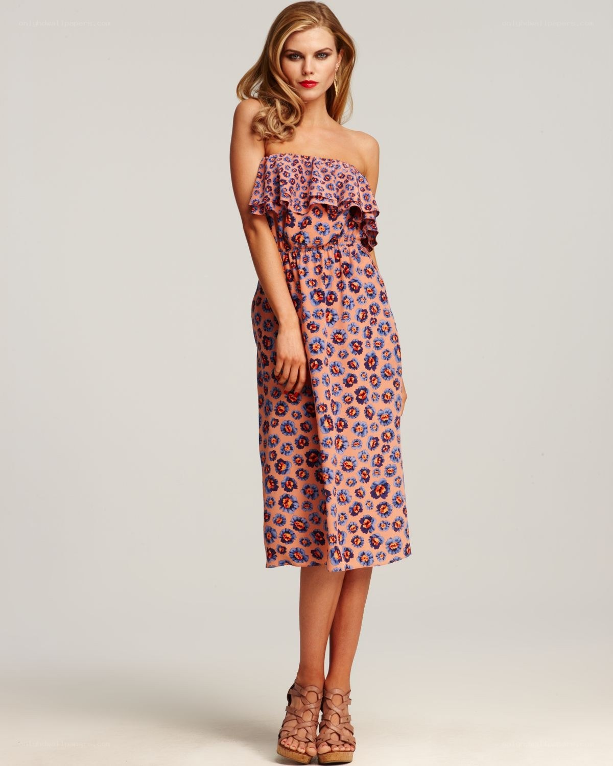 Floral strapless dress