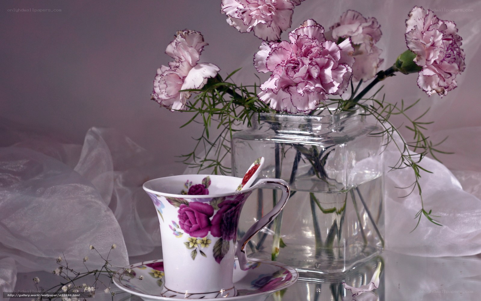 Floral teacup with carnations