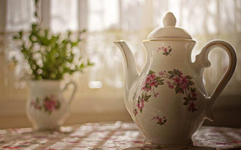 Floral Teapot on Table — White, Serene