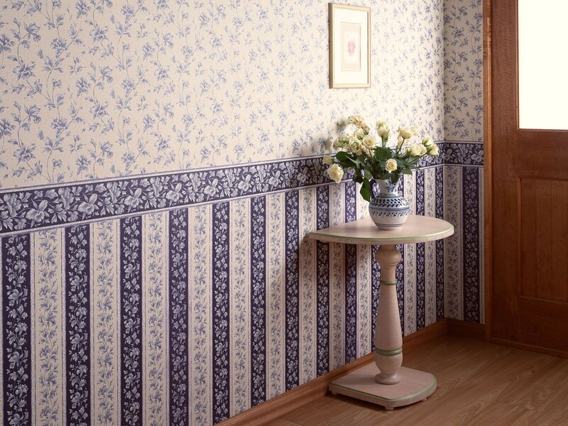 floral wallpaper interior