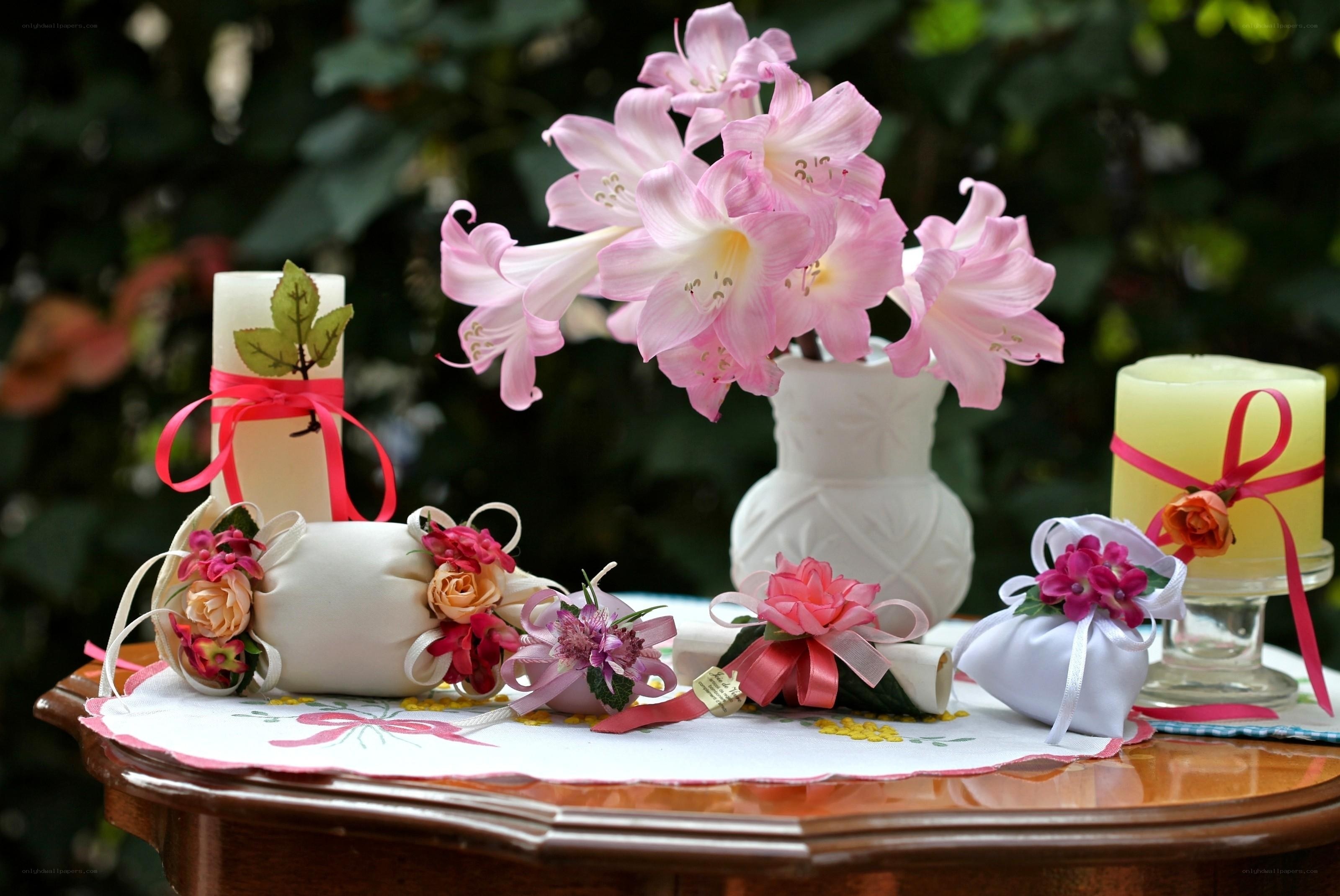 Floral wedding decorations