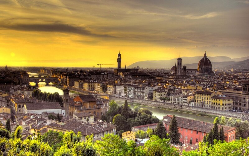 Florence Skyline at Sunset — Yellow