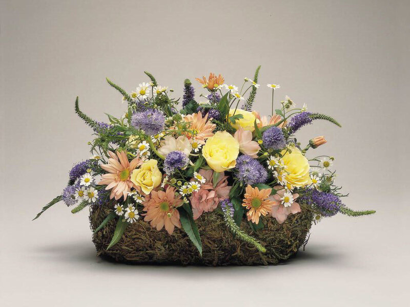 Flower Arrangement in Basket — Yellow, Calm, Spring