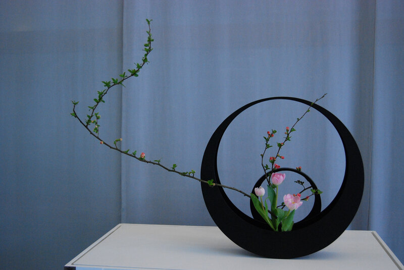 Flower Arrangement in Black Ring