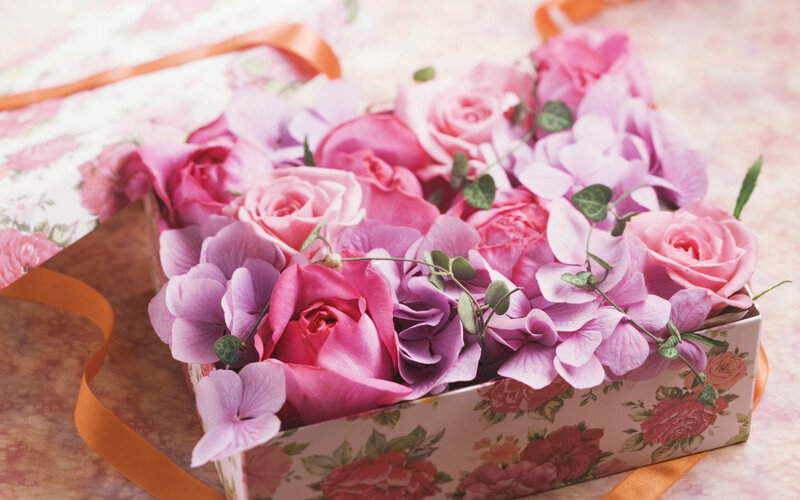 Flower Arrangement in Box — Pink, Calm