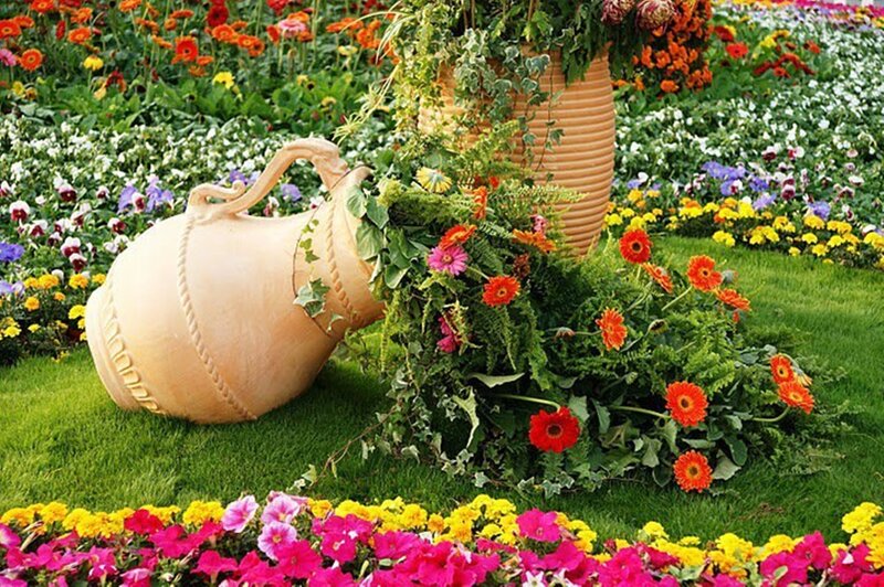 Flower Arrangement in Garden — Green, Serene