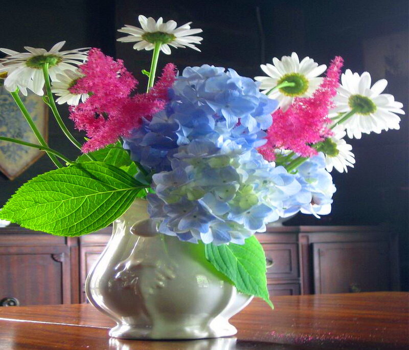 Flower Arrangement in Vase — Blue, Calm