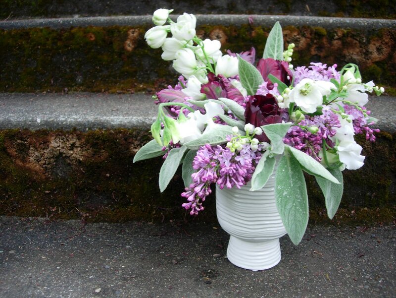Flower Arrangement in Vase — White, Calm, Photograph, Flowers