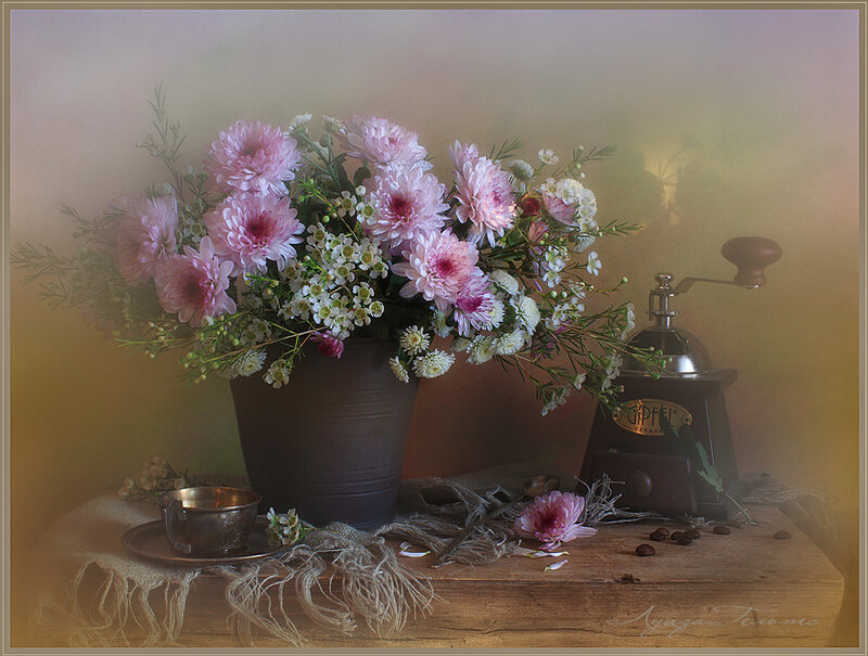 Flower Arrangement on Table — Pink, Serene