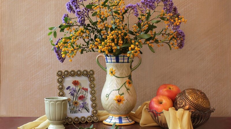 Flower Arrangement with Apples — Yellow