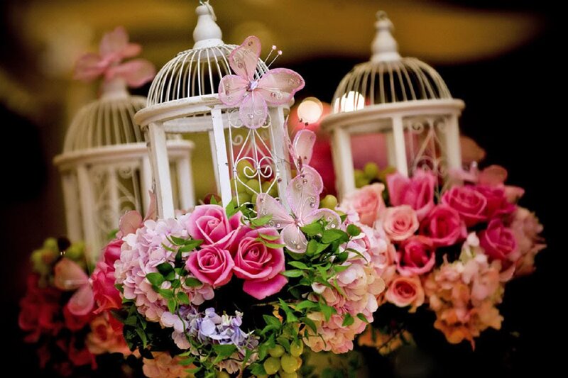 Flower Arrangement with Birdcages