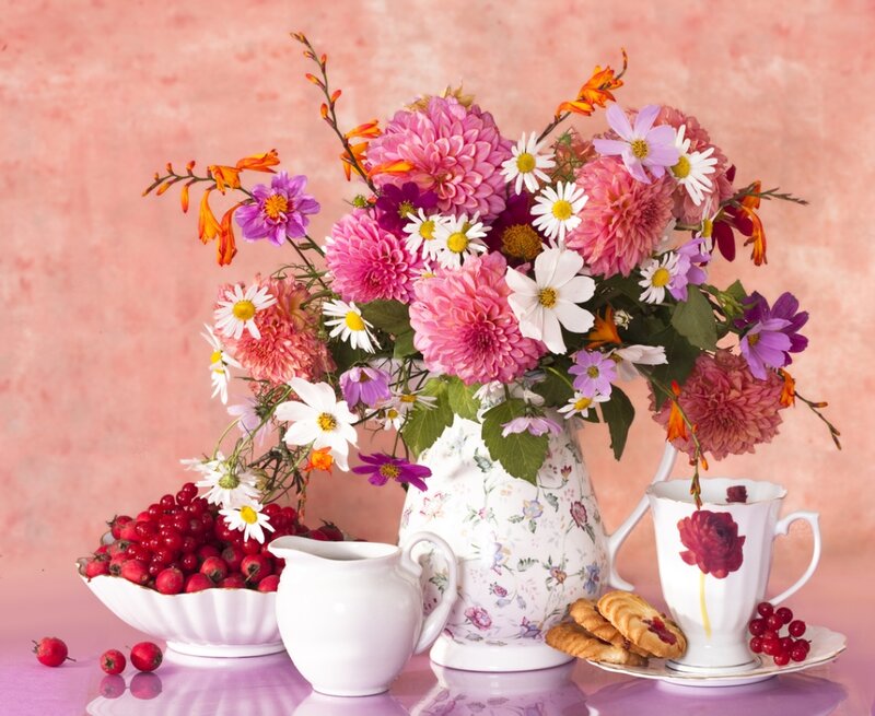 Flower Arrangement with Fruit — Pink, Calm