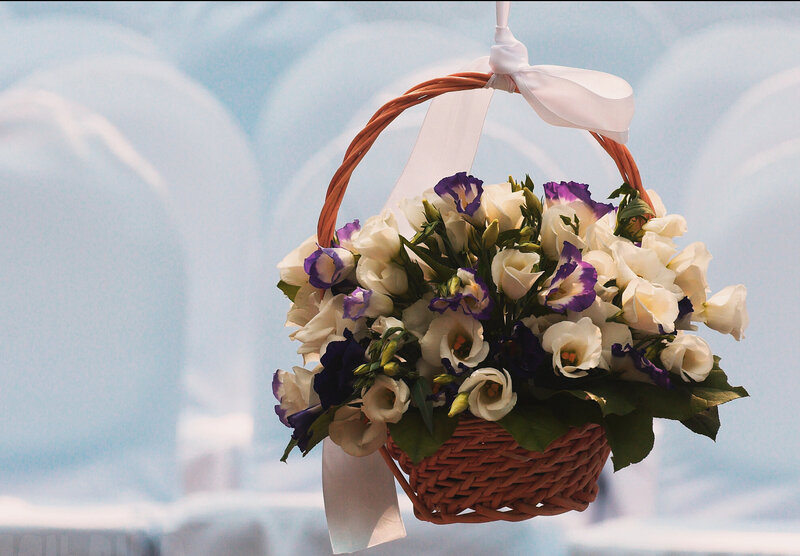 Flower Basket with Ribbon — White