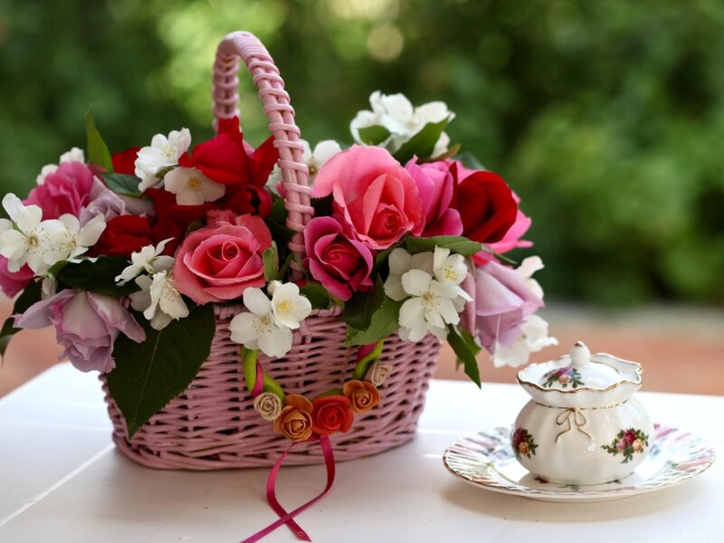 Flower Basket with Tea Set — Pink