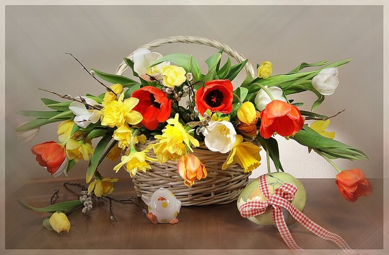 Flower Basket with Tulips — Yellow