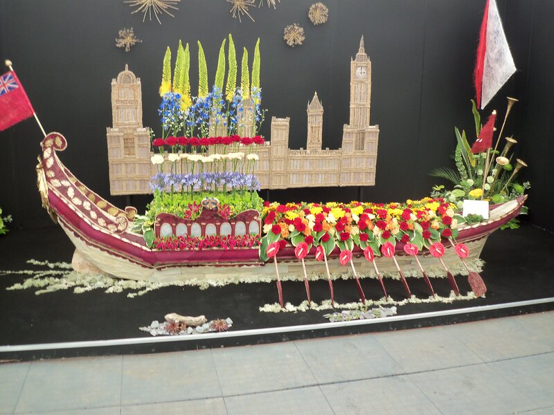 Flower Boat Display