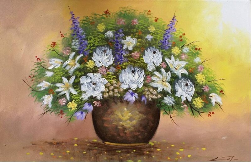 Flower Bouquet in a Vase — Yellow