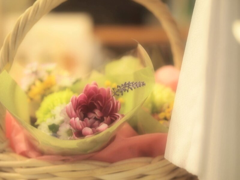 Flower Bouquet in Basket — Pink, Soft