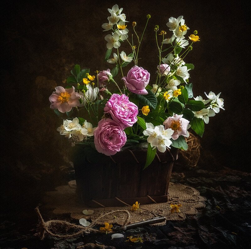 Flower Bouquet in Basket — Purple, Dramatic
