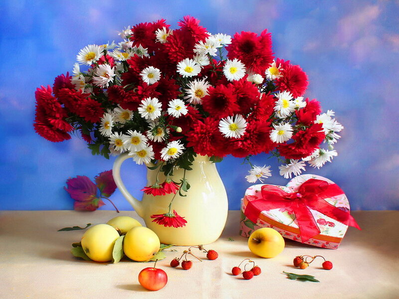 Flower Bouquet in Pitcher — Red
