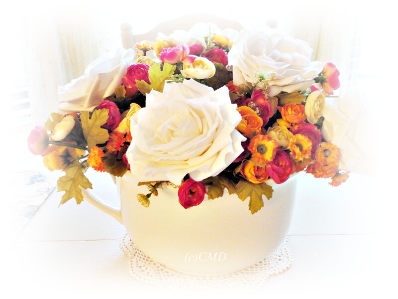 Flower Bouquet in Teacup — White