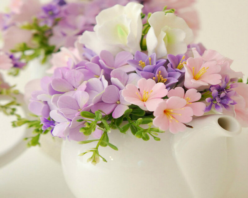 Flower Bouquet in Teapot — Purple