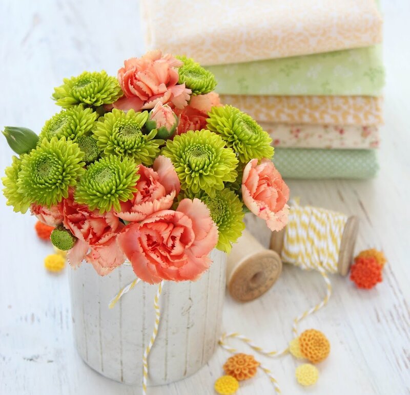 Flower Bouquet in Vase — Green, Calm, Spring