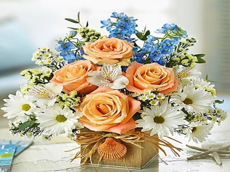 Flower Bouquet in Vase — Orange, Calm
